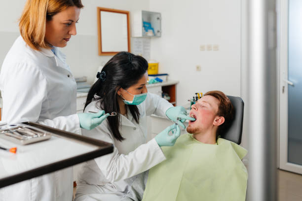Best Cracked Tooth Emergency Dentist  in Orangeburg, NY
